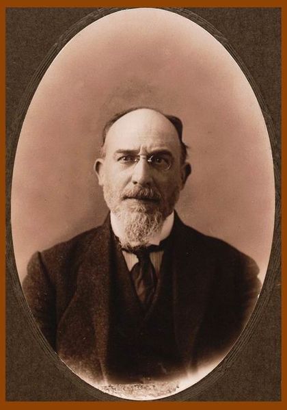 Файл:Erik Satie (vers 1922).jpg