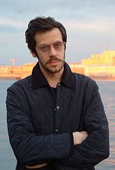 ...Петровская набережная, Нева, закат в мае 2008 года (как раз то время, когда «Воспоминания задним числом» были в работе...