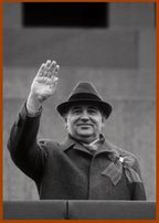 ...среди профессиональной музыковедческой литературы о творчестве Александра Локшина отзываются с традиционным пренебрежением...