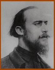 ...одна фотография Сати, почти открывающая книгу «Воспоминаний Задним Числом»...